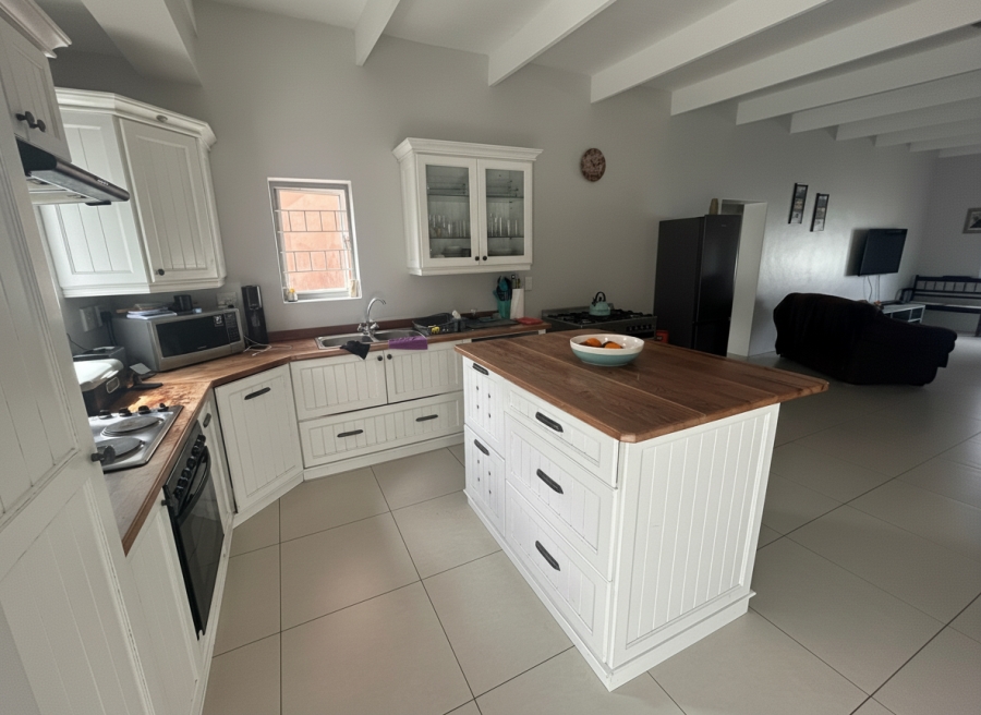 3 Bedroom Property for Sale in Bredasdorp Western Cape